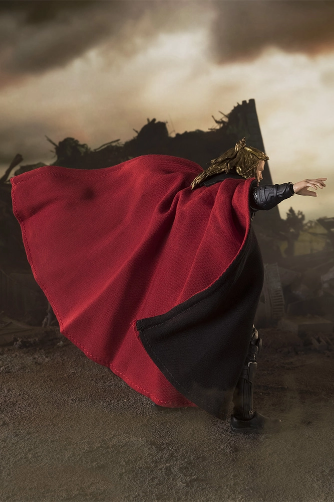 Figurine SH Figuarts Avengers EndGame Thor Final Battle - Image 2
